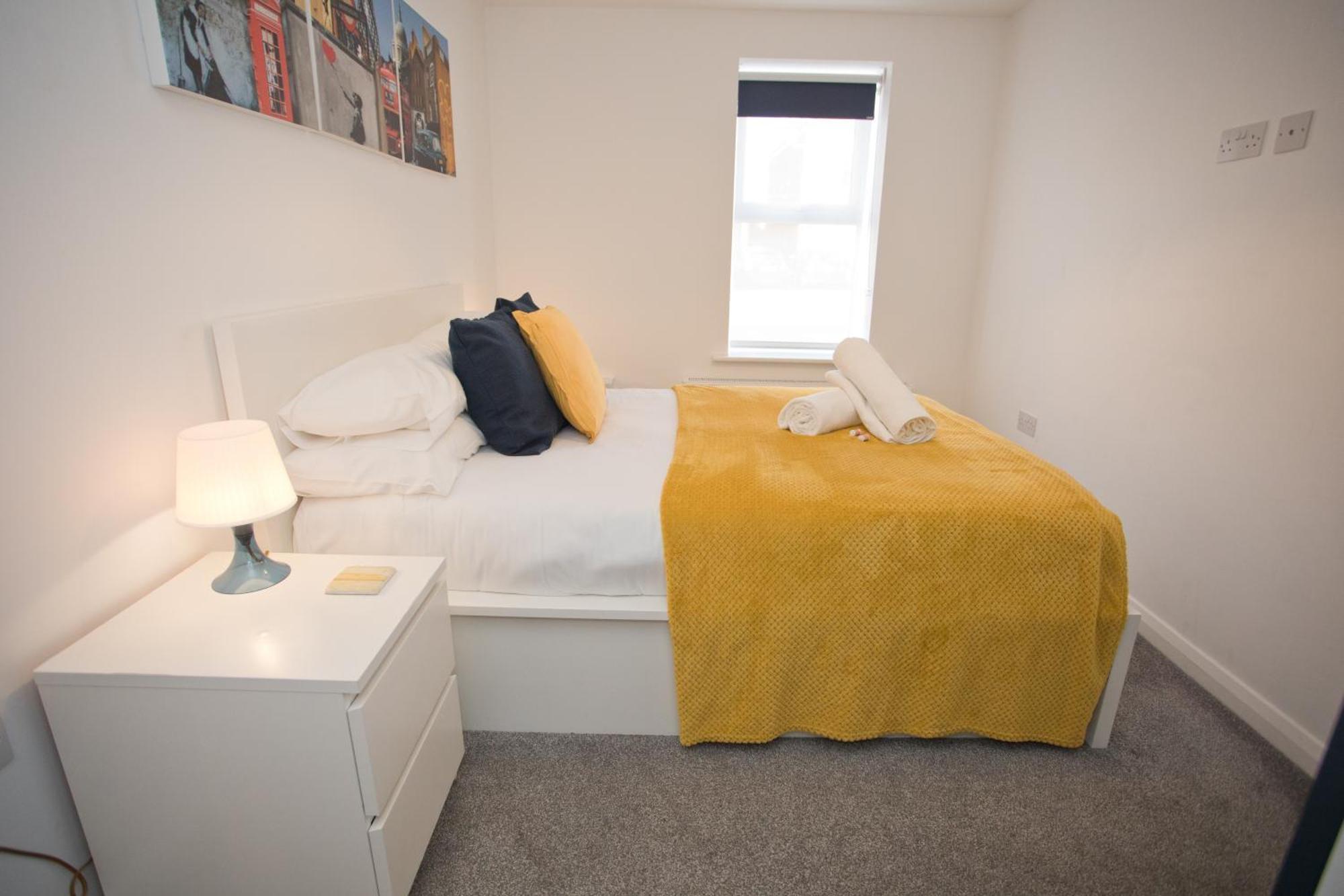 Sea Air - 2 Bedrooms - Parking - Mins To Beach ボーンマス エクステリア 写真