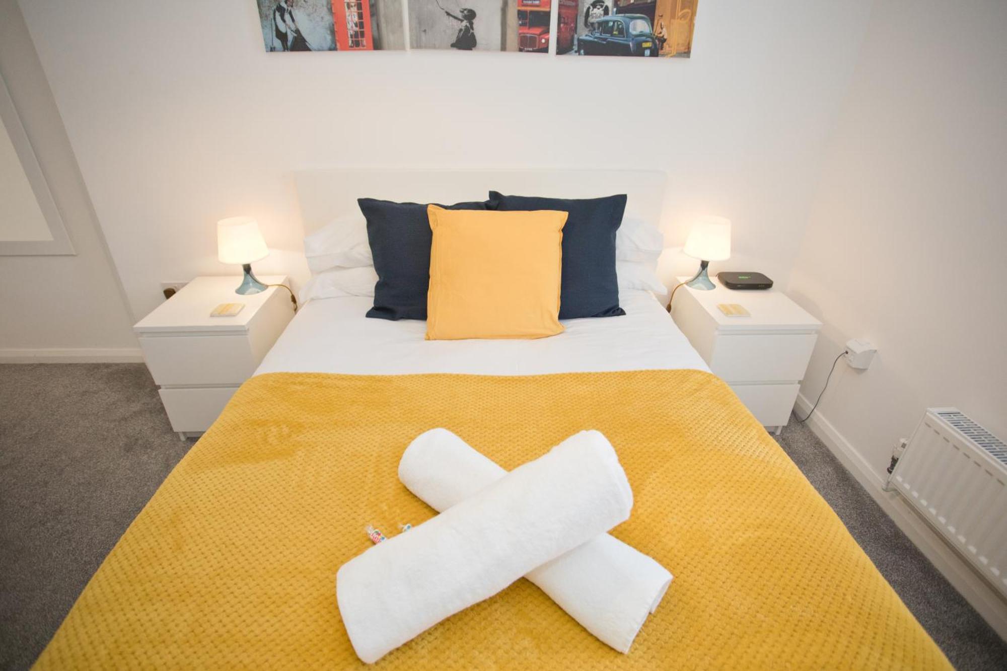 Sea Air - 2 Bedrooms - Parking - Mins To Beach ボーンマス エクステリア 写真